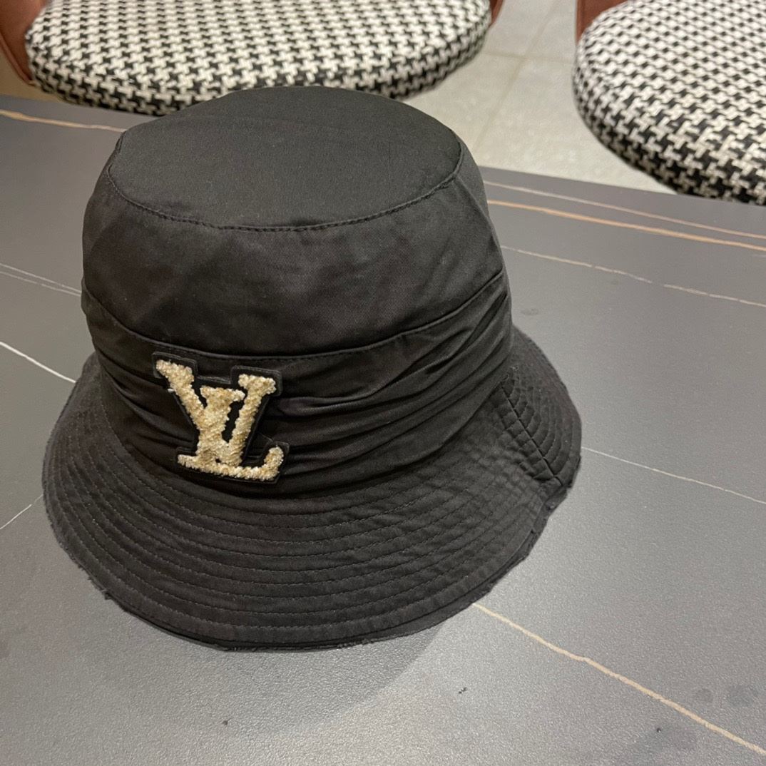 Louis Vuitton Caps